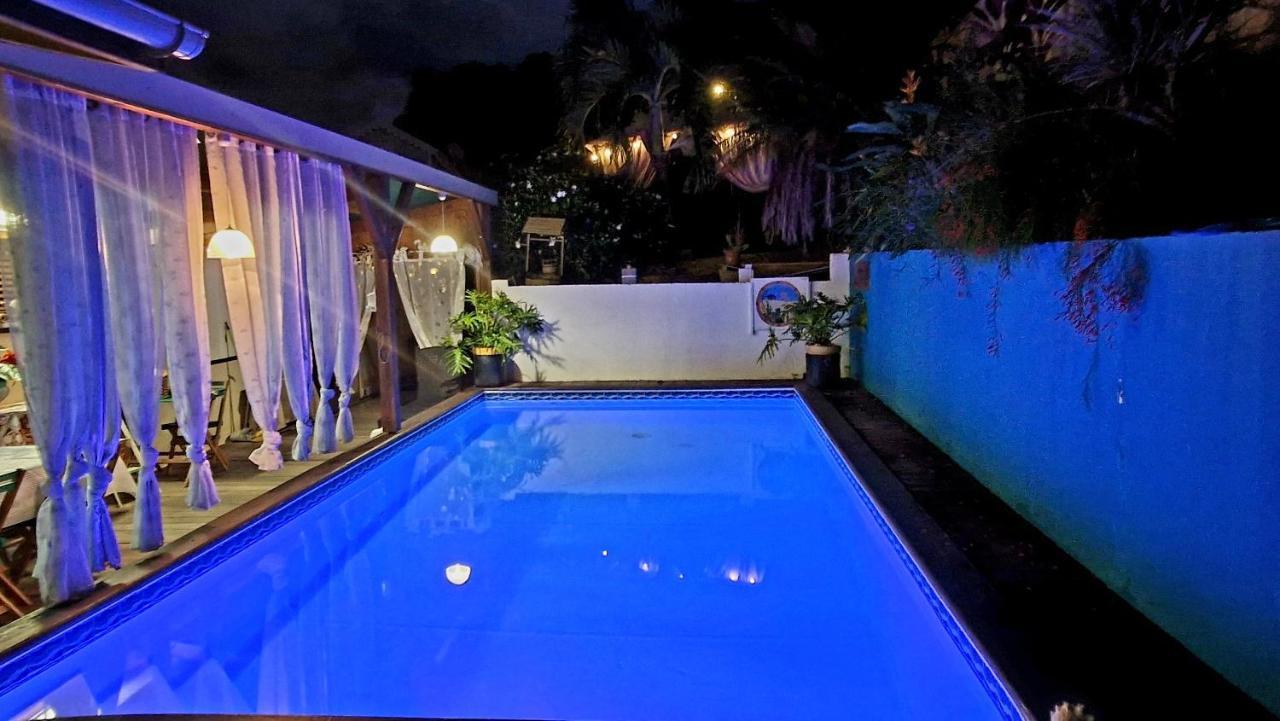 Serenity Piscine Au Sel 拉特里尼泰 外观 照片